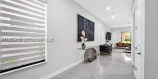 8645 Northwest 39th Court Gallery 2