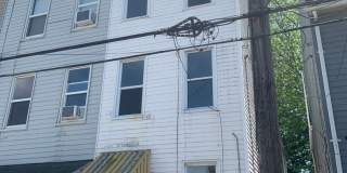 York City-4 Bedroom 1 Bath House Gallery 1