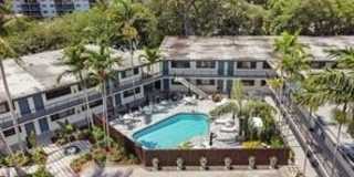 1901 N Andrews Ave Gallery 1