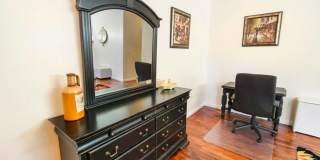 Parker Townhome: Luxurious Furnished Townhome, Attached 2 Car Garage, $300 Utility Fee Parker Townhome: Luxurious Furnished Townhome, Attached 2 Car Garage, $300 Utility Fee Gallery 24