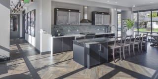 Oak Street Lofts Gallery 34