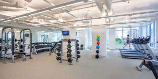 741 N Hudson Ave Gallery 14