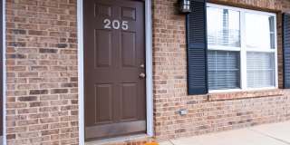 402 W. Glenn, Unit B-205 Gallery 1