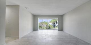 315 Venetian Drive Gallery 9