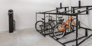 LINQ LINQ Gallery 41