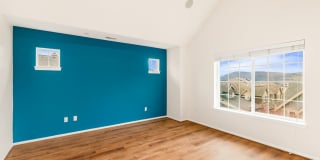 Issaquah Highlands 2 Bedroom 2.5 Bath Townhouse Gallery 15