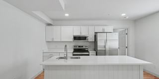 908 Indiana Street - B Gallery 2