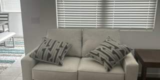 Military Jets Fly Over this 4BR House in Litchfield Park Gallery 9