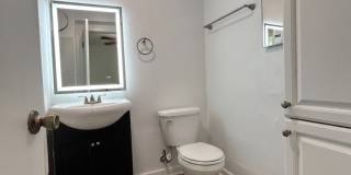 1685-1697 Summit St. / 109-137 E. Penn St. Gallery 17