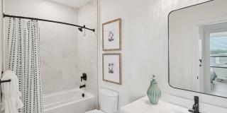 The Centro Gallery 66