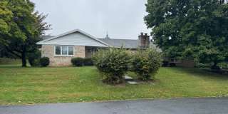 Stunning 3-bedroom, 3-bathroom single family home Stunning 3-bedroom, 3-bathroom single family home Gallery 3