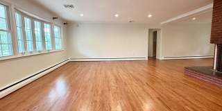 21 Byron Place Gallery 2