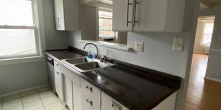 Awesome building in a super convenient neighborhood! Gallery 9