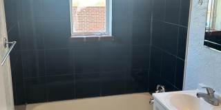 Fantastic 4 Bed 2 Bath 2 living rooms - Available NOW! Gallery 14