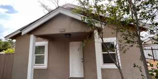 Quaint 2-Bedroom, 1-Bath Home in Northwest Roswell Gallery 1