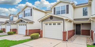 2 Bedroom Townhouse in Crestview! Gallery 1