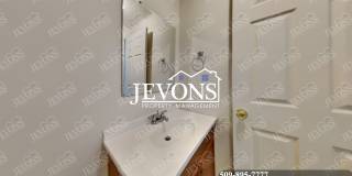 Enjoy the new appliances in this lovely single-family home located in the heart of Tacoma Gallery 19