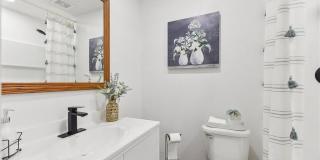 913 Estelle Ave Gallery 24