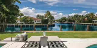 524 Oleander Dr Gallery 9