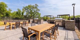 The Flats at Fox Hill Gallery 17