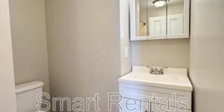 1711 South 8th Street - B Gallery 3