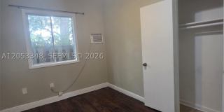 1008 N 18th Ct Gallery 7