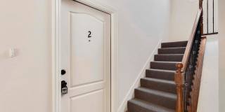 1/2 OFF FIRST MONTH RENT - 3 bed, 2 bath Condo Gallery 1