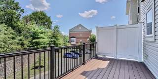 8016 BLUE STREAM Drive Gallery 15