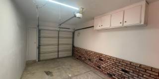 Charming home located near Russell and Mountain Vista. Gallery 41