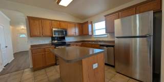 Dove Crossing 3/2/2 / No Carpet / Fridge Included / Fenced in Yard / NBISD Gallery 8