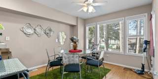 Beautiful 3 bedroom townhome Gallery 18