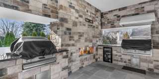 502 Brighton Avenue Gallery 68