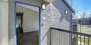 The James Apartments Gallery 68