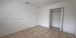 407 NW 7th Ct Gallery 6