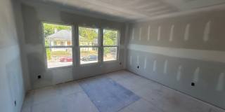 1111 Tree Street Gallery 14