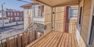 1916 W 7TH ST Gallery 14