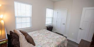 9926 NEW POINTE Drive Gallery 26