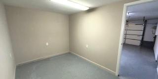 97 Country Hill Road Gallery 24