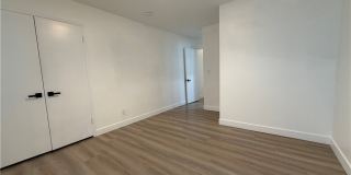 8414 Owensmouth Gallery 7