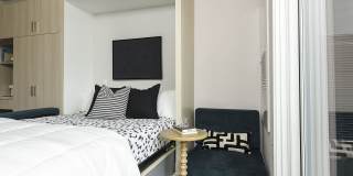 The Astir Callowhill Gallery 33