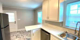 1710 S Elm Street Gallery 6