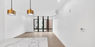 645 N MACQUESTEN PARKWAY Gallery 17