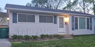 1013 W Madison St Gallery 1