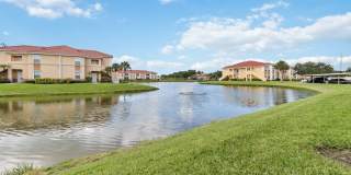 2/2 condo available now at the Villagio for annual lease Gallery 28