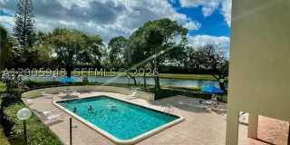 2320 S Cypress Bend Dr Gallery 22