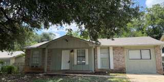 Updated 4-Bedroom Home with Hardwood Floors & Private Backyard in San Antonio Gallery 1