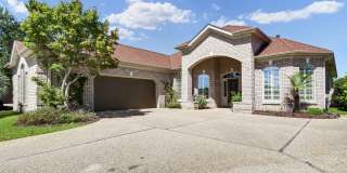 2051 Annsdale Drive N Gallery 1