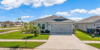 Gorgeous Three Bedroom in Towne Park Estates Gallery 1