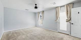 3 bed/2 bath Mesa home with a pool Gallery 17