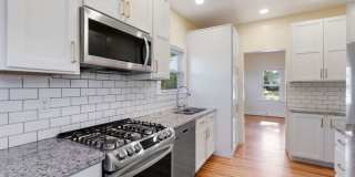 2 Bedroom 1 Bath Duplex Gallery 3